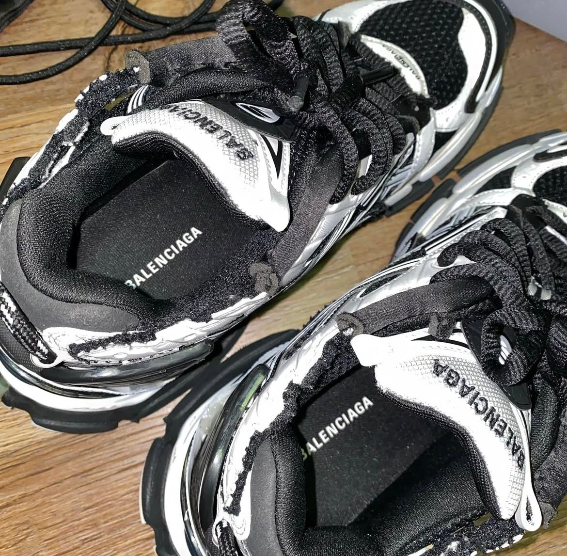 balenciaga runners