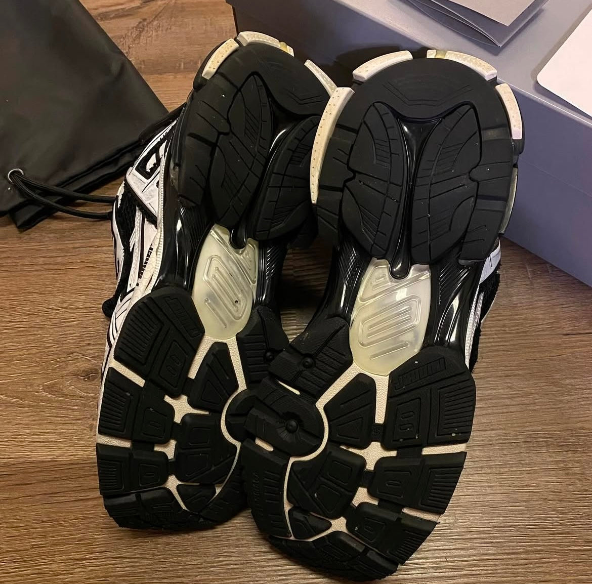 balenciaga runners